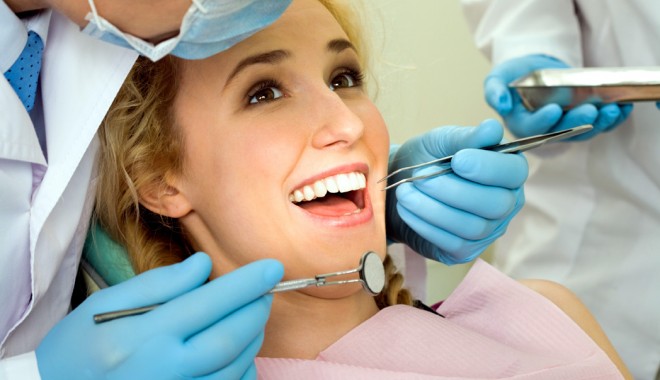 Lucrare dentară cu hibe. Ce-i de făcut - mediclucraredent-1404476172.jpg