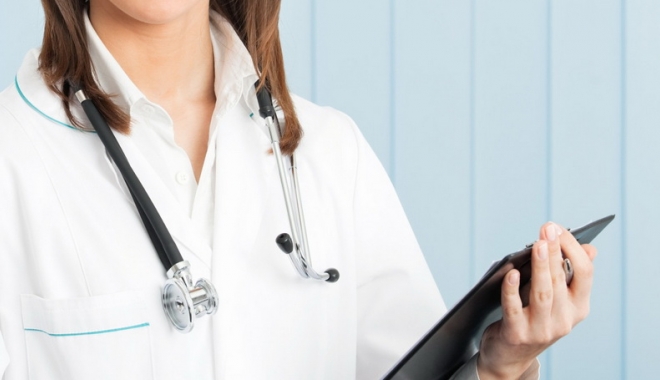 Doctorița care și-a transformat pacienții în cobai a fost arestată - medicmedic-1464865133.jpg