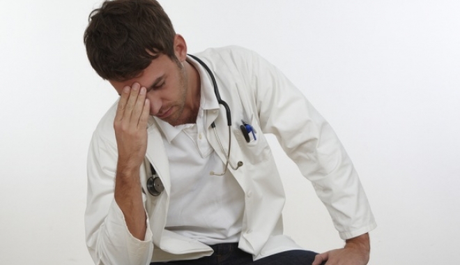 Noi, medicii, ne-am săturat! Vă spunem fără isterie! - medicsuparat-1466500516.jpg