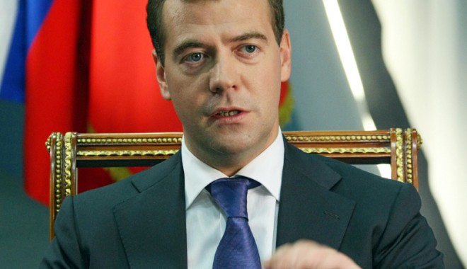 Medvedev subliniază că Rusia nu acceptă ingerințe în problemele sale interne - medvedevdimitri-1324569037.jpg