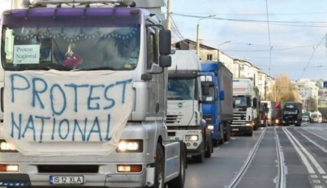 Mega-acțiune de protest a transportatorilor din toată țara - megaactiune-1449856423.jpg