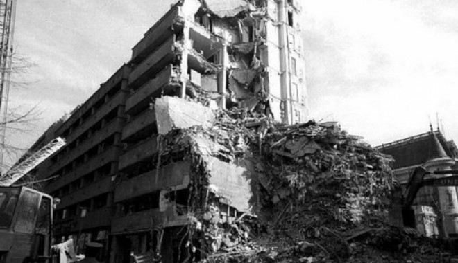 GALERIE FOTO /  36 de ani de la CUTREMURUL din '77. Ce zone sunt vulnerabile, la Constanța - memorial10-1393924468.jpg