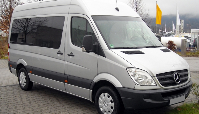 Mercedes furat din Italia, descoperit în Ostrov - mercedes-1460135227.jpg