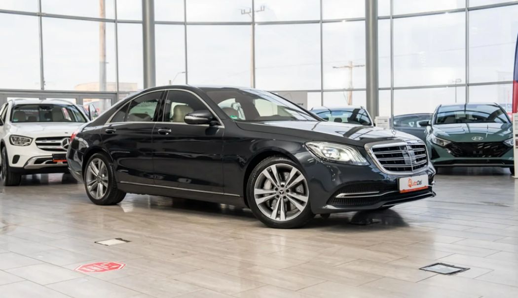 Motive pentru a achiziționa ca primă mașină un Mercedes-Benz secondhand. Vei lua mai ușor o decizie - mercedesbenzsclasss560v84matic9g-1747210370.png