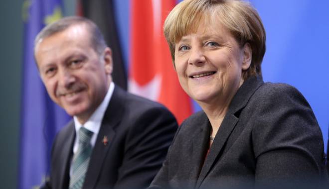 Criza refugiaților / Angela Merkel și-a început vizita în Turcia - merkel-1445164631.jpg