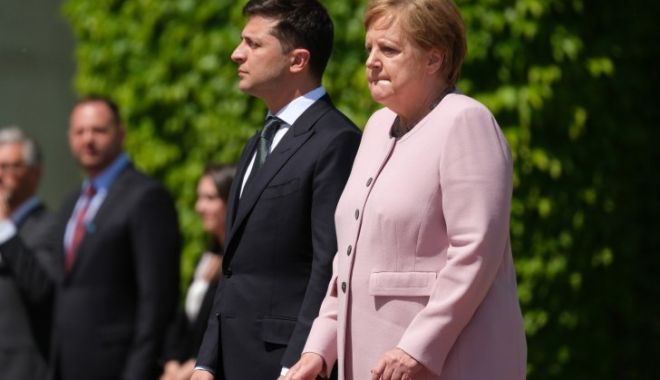 Primele declarații ale Angelei Merkel după episoadele de tremurat: