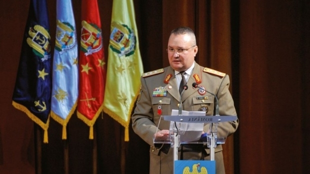 DISPUTA PENTRU ȘEFIA ARMATEI / Iată de ce a fost suspendat decretul de prelungire a mandatului șefului MAPN - mesajduralsefuluistatuluimajoral-1552565885.jpg
