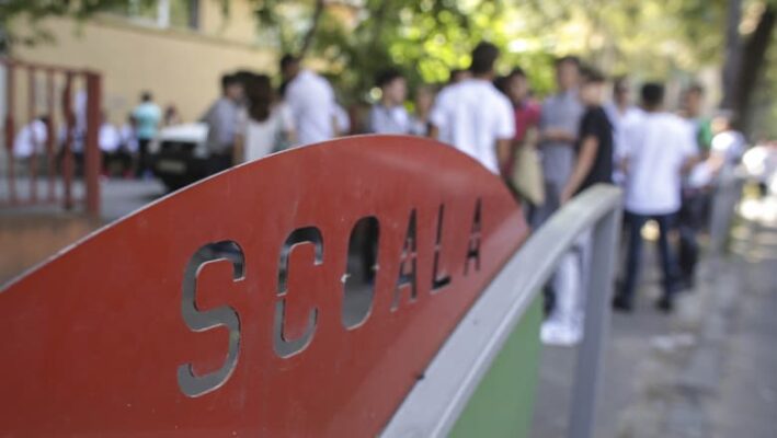Mesajul halucinant primit de părinții adolescentului de 16 ani care a fost înjunghiat de trei elevi - mesajul-halucinant-1742485098.jpg