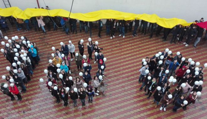 Elevii din județul Constanța sărbătoresc Centenarul Marii Uniri - mesajulmeupentruromania2-1543336158.jpg