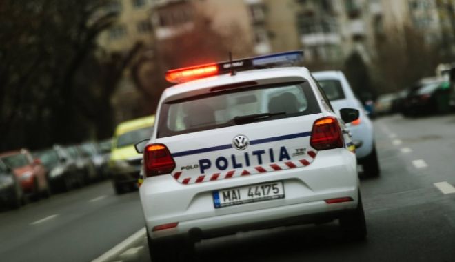 Traficant de droguri prins cu 5 kg de canabis și un pistol deținut ilegal - mesajulpolitieiromanedupacepolit-1574430556.jpg