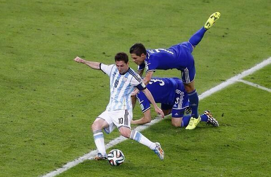 CM 2014. Victorie cu emoții pentru argentinieni - messi2-1402900410.jpg