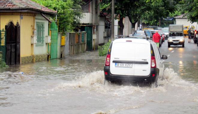 Se așteaptă vreme rea la Constanța. S-a activat Comandamentul  pentru situații de urgență - meteocomandament-1435942674.jpg