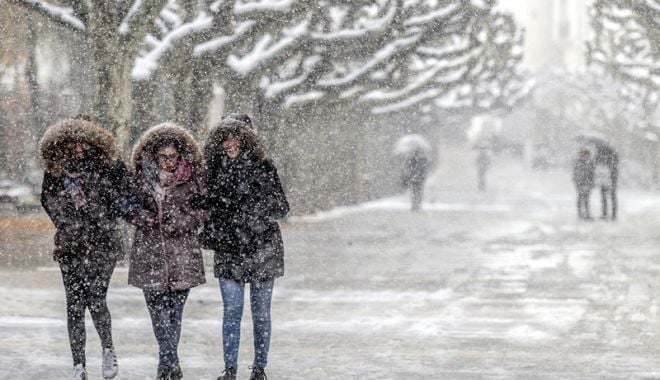 ALTE VEȘTI PROASTE DE LA METEOROLOGI, PENTRU CONSTANȚA. Codul galben de precipitații și frig, prelungit - meteorologi15197480431521028195-1521795146.jpg
