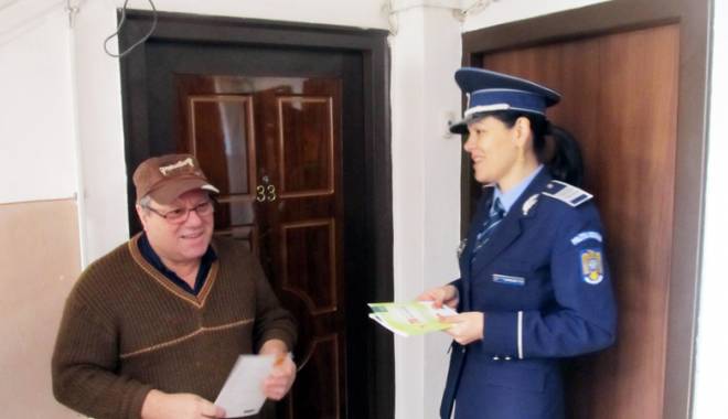 Nu mai au limită!  I-au spus unui copil că mama lui a suferit un accident  pentru a-i lua banii din casă - metoda-1453311354.jpg