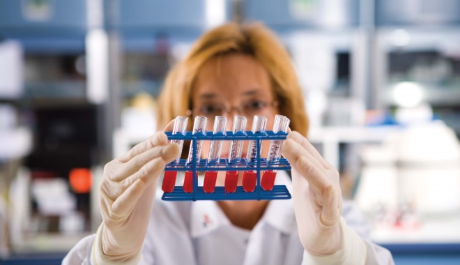 Metodă revoluționară pentru depistarea cancerului de col uterin - metodacancer-1355225962.jpg