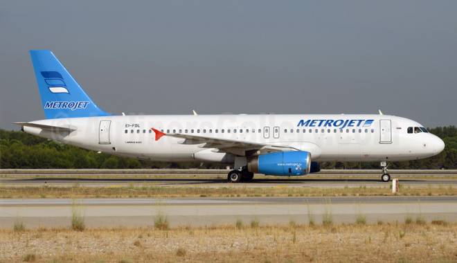 Unde a fost amplasată bomba care a explodat la bordul avionului Metrojet în Egipt - metrojetrussiaa320200eifdl14grda-1447853373.jpg