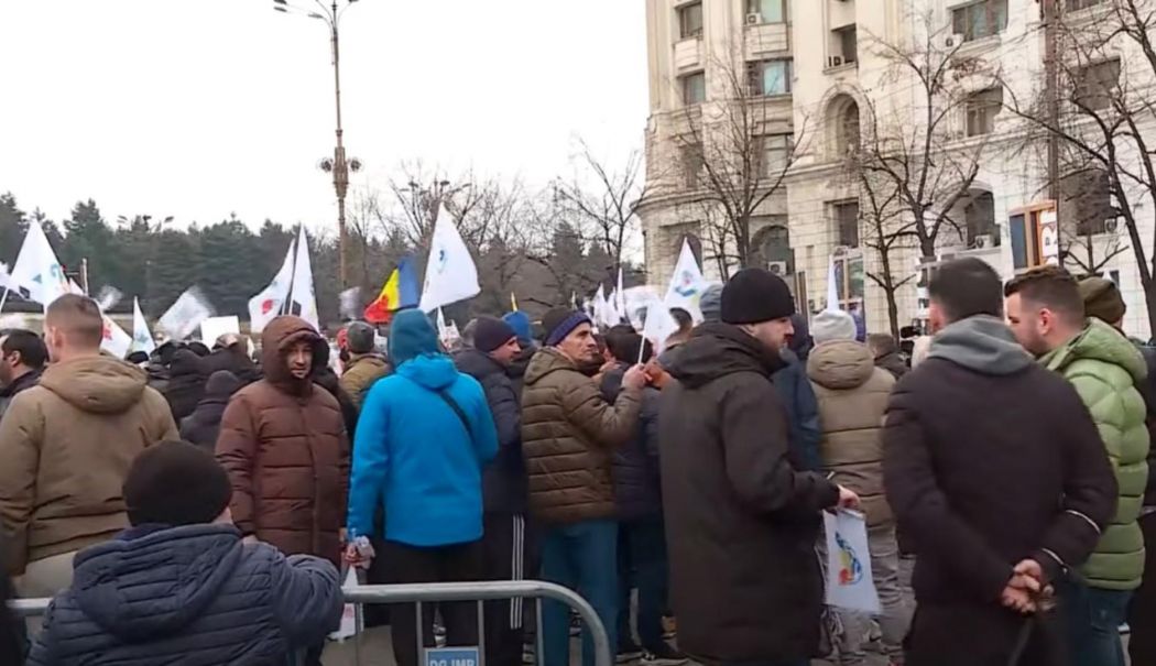 O nouă zi de protest în fața Guvernului. Sindicaliștii de la metrou au ieșit în stradă - metrorexpro1f993bb413-1737532223.jpg