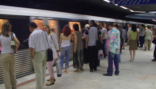 GREVĂ GENERALĂ la METROU și RATB - metroubucuresti1-1381485193.jpg