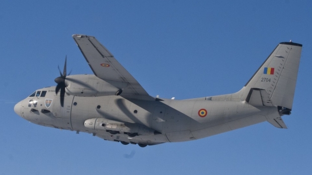 Un bărbat român cu arsuri grave este transportat la un spital din Belgia cu o aeronavă C-27J Spartan - mg7264960x60041858100-1533625262.jpg
