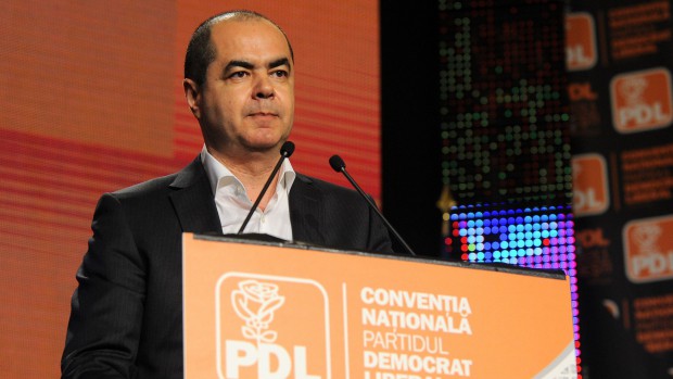 Trădare la vârful PDL:  Mihai Stănișoară s-a înscris în PNL - mi-1362608938.jpg