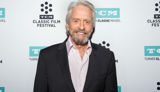 Michael Douglas, acuzat de hărțuire sexuală - michaeldouglas-1515618509.jpg