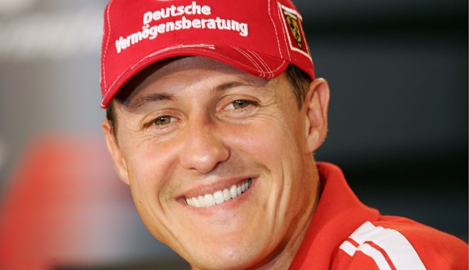 Schumacher, îngrijit de 15 specialiști - michaelschumacher-1410715842.jpg