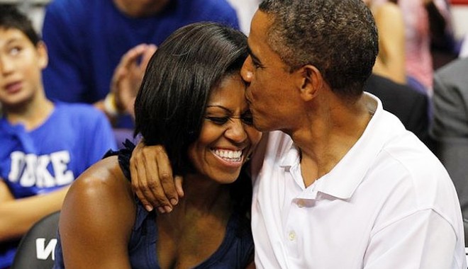 Globe: Barack Obama se întâlnește cu o prostituată! Michelle vrea DIVORȚ! - michellebarackobama670-1371463829.jpg