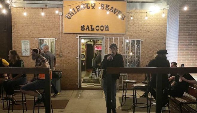 Fanii nu l-au recunoscut pe Mick Jagger, care a intrat într-un bar din Carolina de Nord - mickjagger-1633696199.jpg