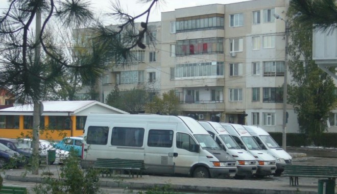 Poliția Rutieră a ieșit, astăzi, în control! - microbuzep1130598203-1326793370.jpg