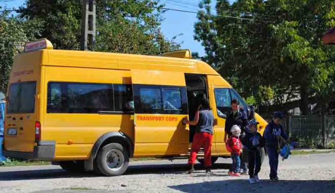Microbuze școlare noi,  pentru 100 de comune din întreaga țară - microbuzescolarenoi-1406138218.jpg