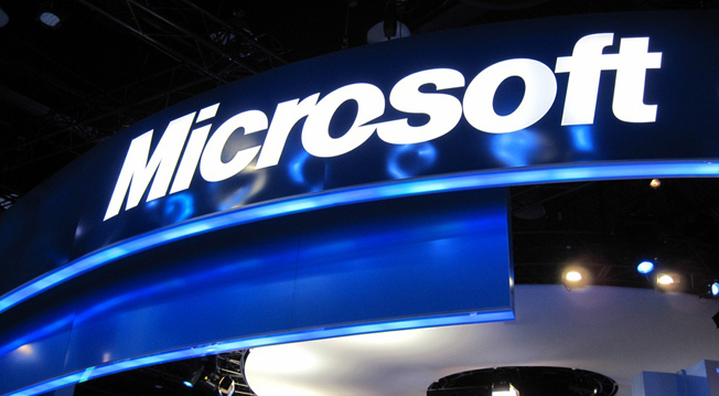 Băsescu: Vor mai fi surprize în dosarul Microsoft, inclusiv persoane - microsoftsprijinaorganizatiilene-1413268174.jpg