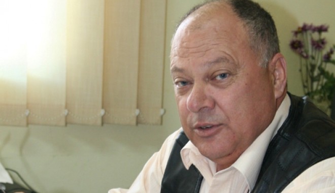 A început urmărirea penală împotriva primarului de la Tuzla - micu-1320063079.jpg