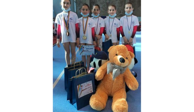 Micuţele gimnaste de la CSS 1 Constanţa, pe podiumul Cupei „Nadia Comăneci” - micutele2-1619532180.jpg