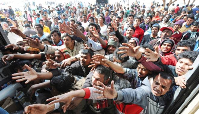 Atena a transferat  cu feriboturi încă o mie  de migranți pe continent - migrantiatena-1456921851.jpg