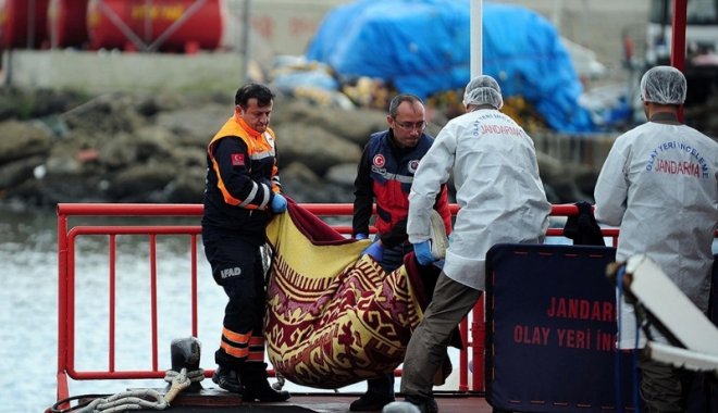 Descoperire macabră. Migranți morți, într-un tren care aducea camioane din Italia - migrantimorti-1480860664.jpg
