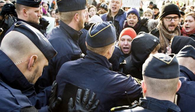 80.000 de migranți, expulzați din Suedia - migrantisuedia-1453987651.jpg