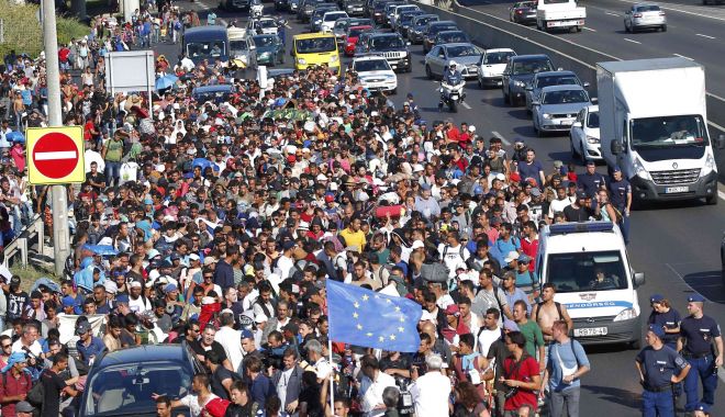 Migrația lucrătorilor români nu poate fi stopată cu declarații sforăitoare! - migratialucratorilor-1554840021.jpg