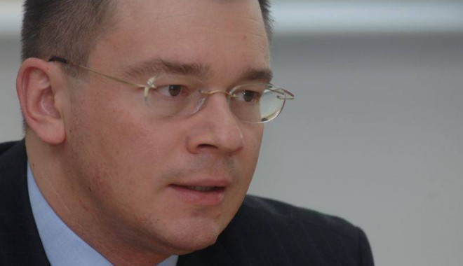De ce pleacă premierul la Varșovia - mihai-1335363336.jpg