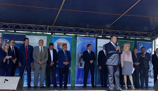 Mihai Daraban a deschis Târgul Agro Pitești - mihaidarabanadeschis-1524760241.jpg