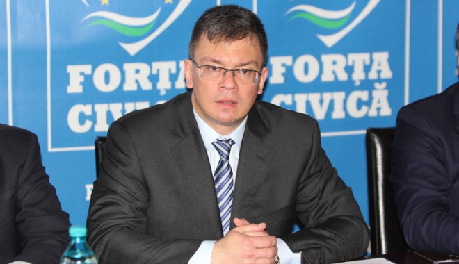 Mihai Răzvan Ungureanu este de acord cu exploatarea gazelor de șist - mihairazvanungureanu-1371224646.jpg