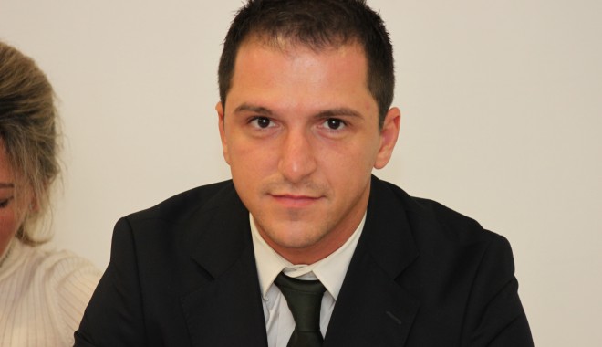 Deputatul Mihai Tararache a cerut finanțare pentru diverse obiective din colegiul său - mihaitararache-1359467288.jpg