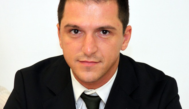 Deputatul Mihai Tararache vrea câte un psiholog în fiecare școală - mihaitararache-1384270449.jpg