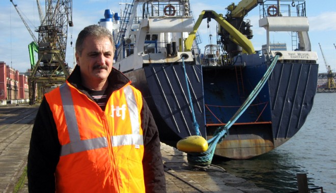 Navigatorii vor primi pachete de servicii sindicale - mihalcioiuadrian8-1384877007.jpg