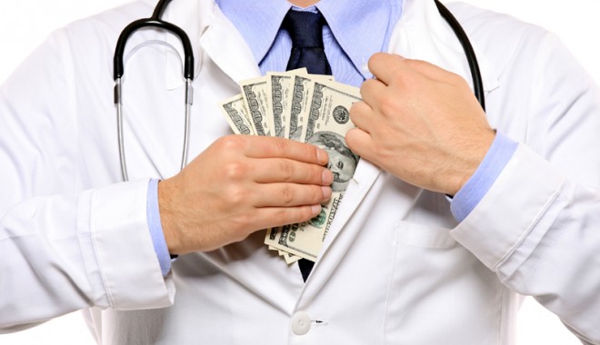 Mii de pacienți au dat șpagă medicilor - miidepacientiaudatspaga-1396629881.jpg
