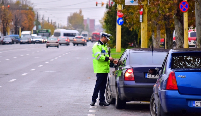 Mii de sancțiuni date de polițiști, în perioada minivacanței de 1 Decembrie - miidesanctiuni-1480694933.jpg