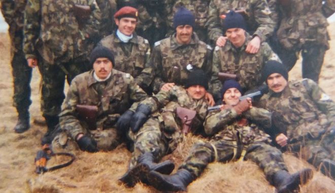 MILITARI de ELITĂ, din trupe speciale. O imagine pentru cunoscători! - militari-1525856244.jpg
