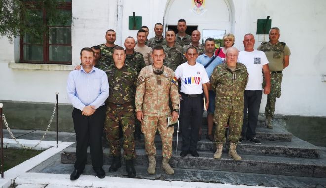 Veteranii AMVVD au vizitat unitățile militare din Garnizoana Medgidia - militari2-1560882368.jpg