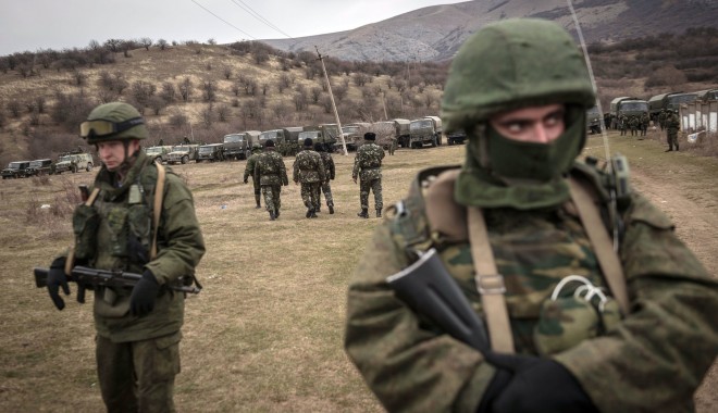 Exerciții militare și încălcări repetate ale armistițiului în Ucraina - militari21-1410773184.jpg