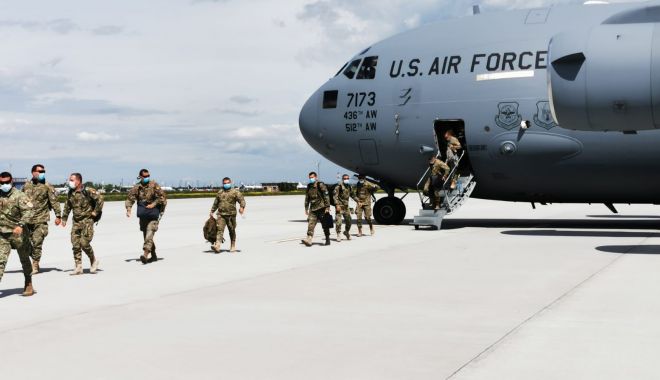 Militarii români se întorc din războiul din Afganistan. Primul contingent a ajuns acasă! - militariafganistan2-1620574892.jpg