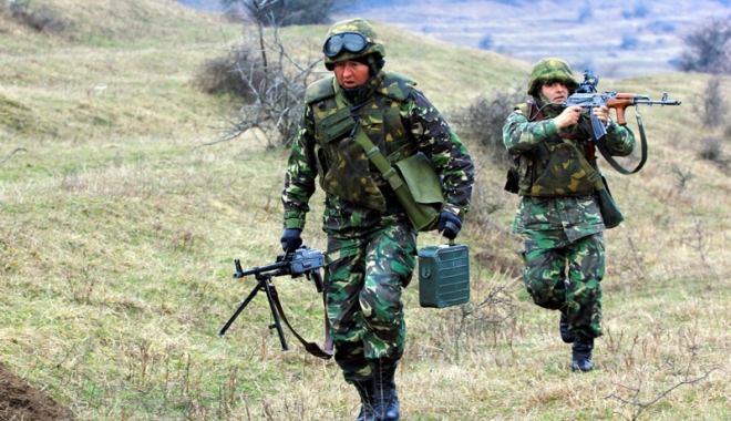 Polițiștii și militarii, la loc comanda. Guvernul a retras ordonanța privind salarizarea bugetarilor - militarisipolitisti-1460566961.jpg
